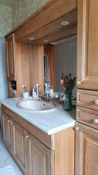 Maison Familiale La Vernelle Экстерьер фото